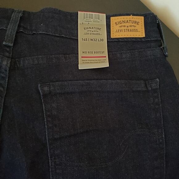 LEVIS MIDRISE BOOTCUT NEW DARK WASH JEANS SIZE SIZE 32 - Picture 3 of 4